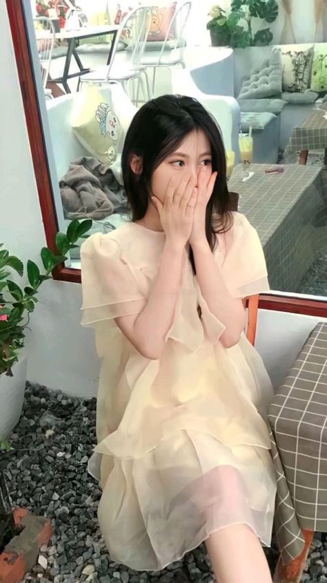 丰满大乳露双乳免费看