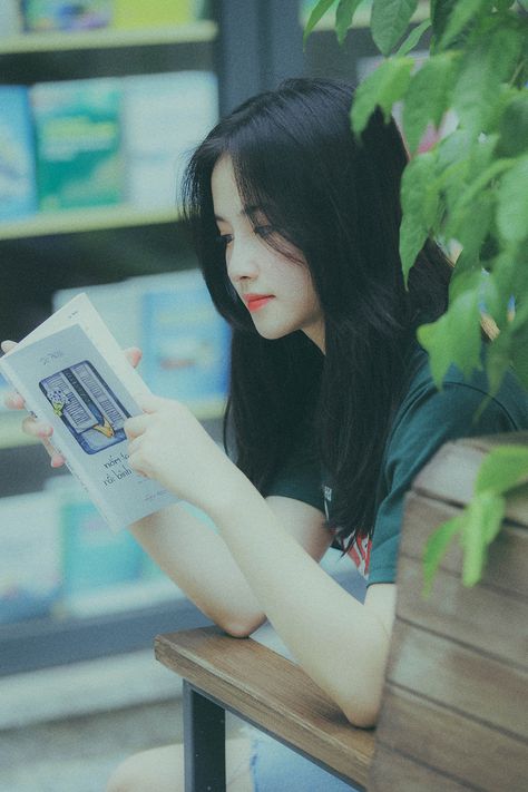 在厨房里征服美艳老师视频